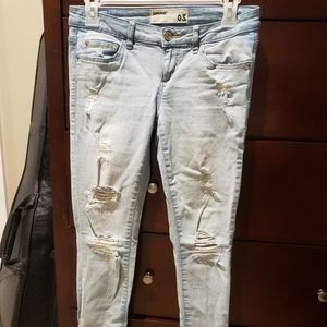 Garage Size 3 Distressed Light Jeans
